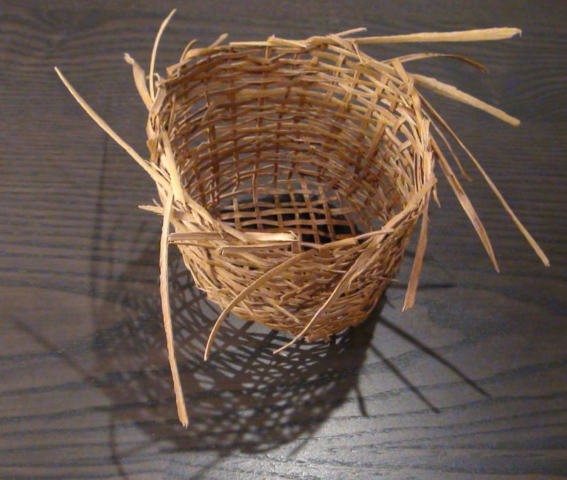 Fine eucalypt bark basket, rough finish