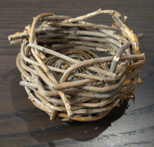 Grapevine, small basket.
