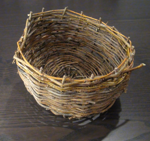 Willow basket, medium bowl
